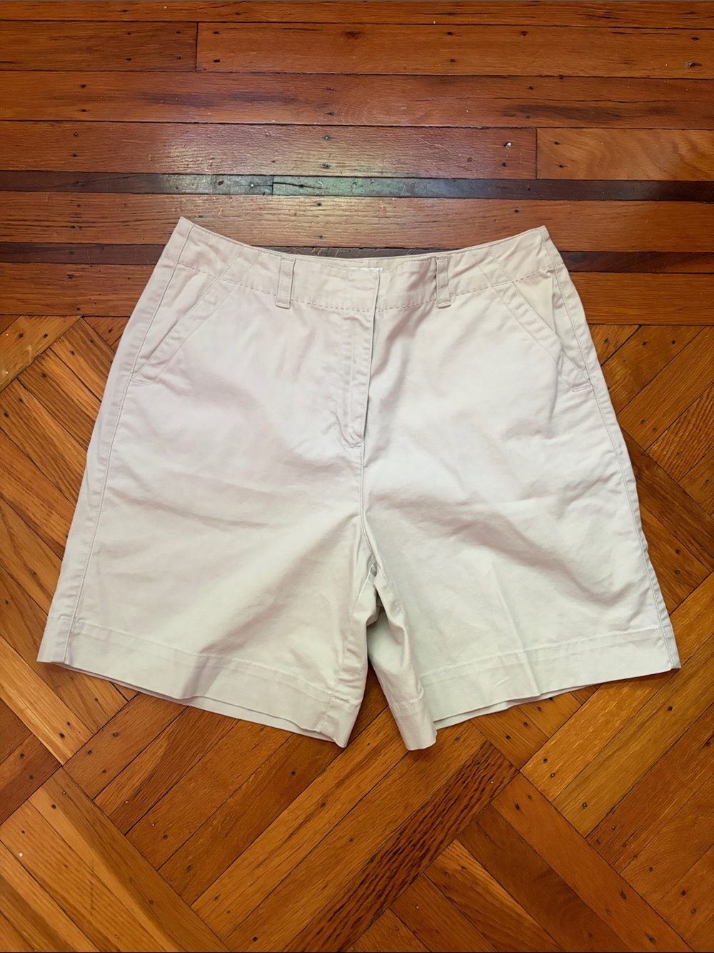 Talbot's Classic Women's Cream Chino Shorts Size 8
